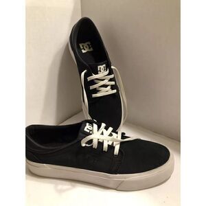 DC Trase SE Skate Shoes, Black Suede Womens size 9 (C3)
